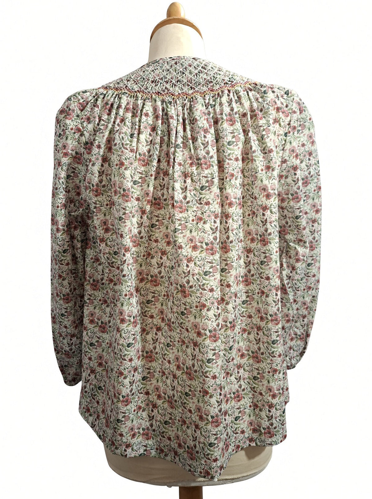 Chemisier femme fleuri à smocks faits main. Taille M