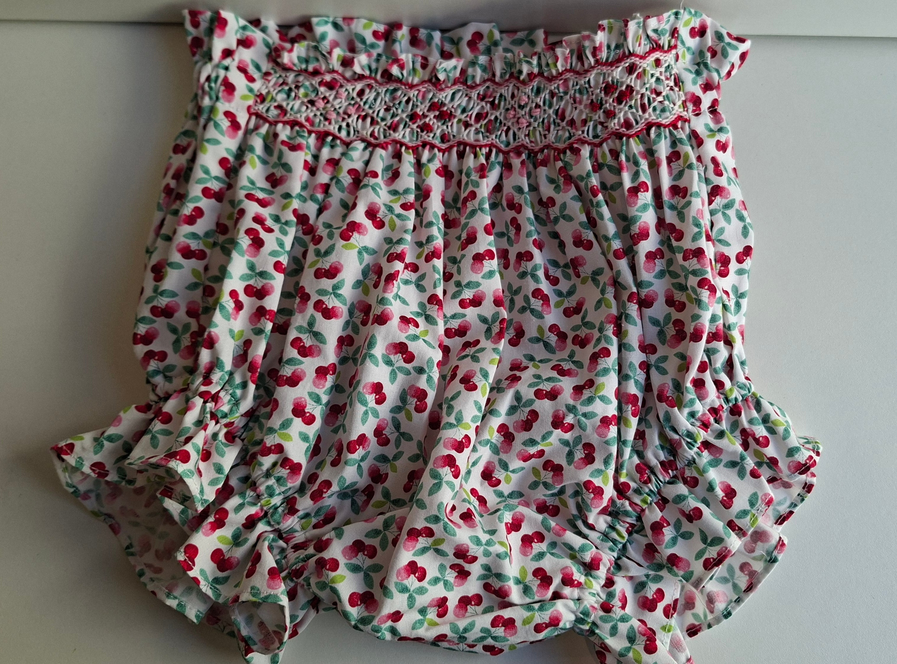 Bloomers smockés.