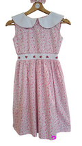 Robe à smocks avec grand col claudine