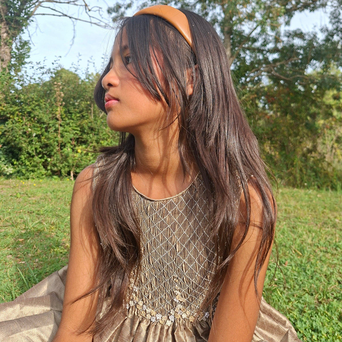 Robe smockée en soie sauvage. 10 ans