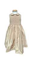 Robe en soie dorée, smockée à la main. Robe 6 ans. Pièce unique