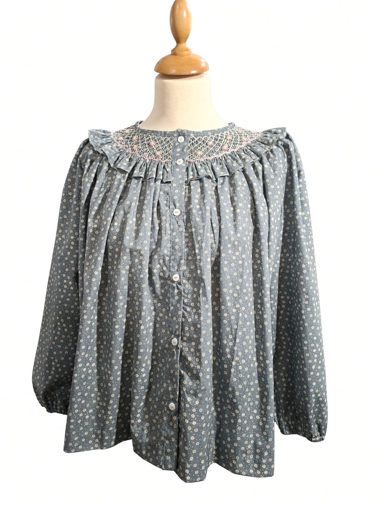 Chemisier femme en coton fleuri, smocké à la main