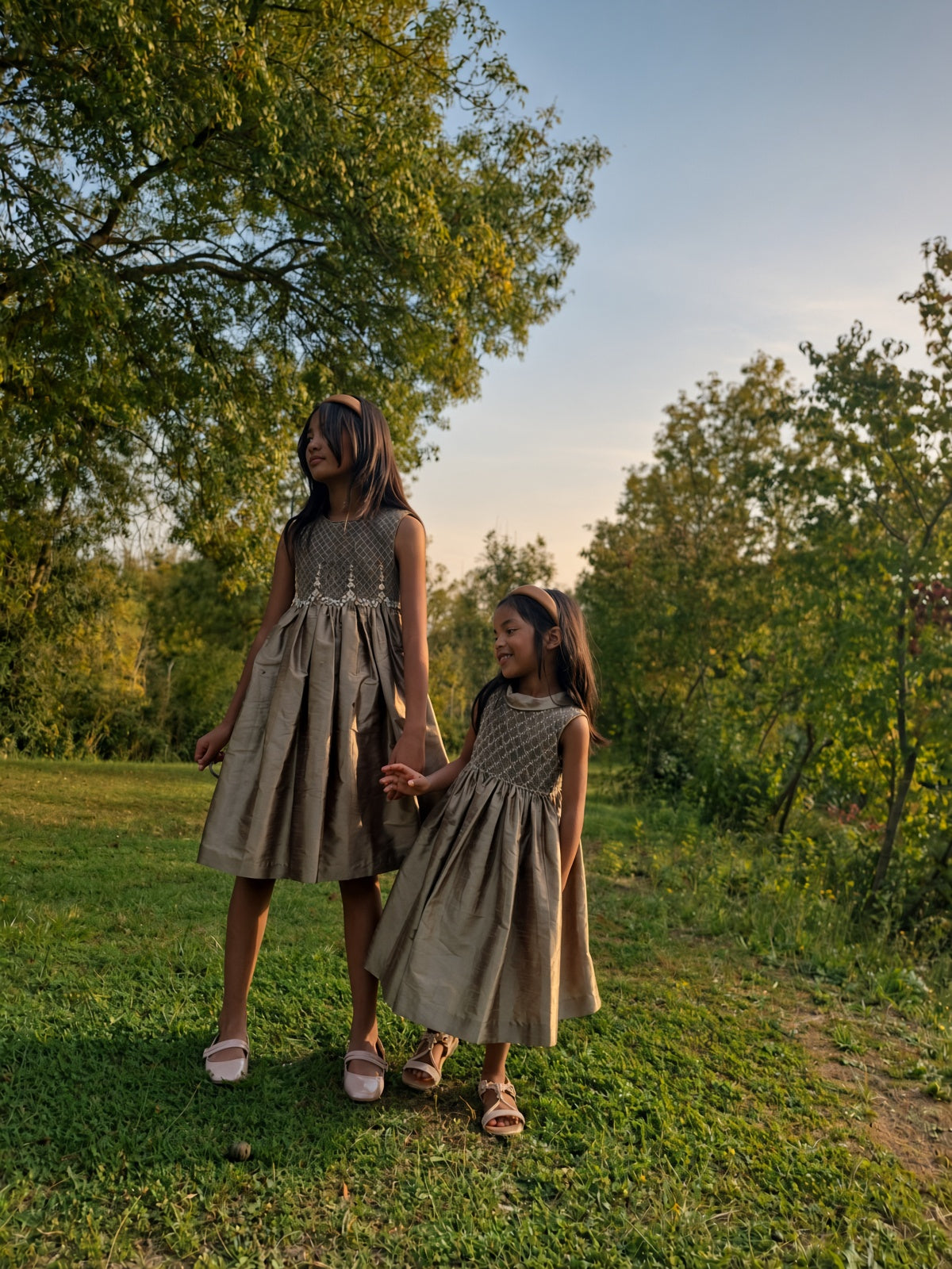 Robe smockée en soie sauvage. 10 ans
