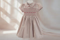 Robe à smocks beige en velours léger