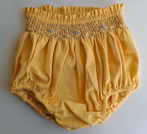 Bloomers smockés.